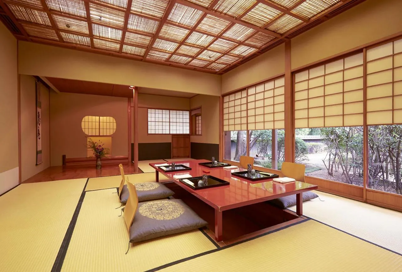 Japanskt värdshus (ryokan) Takanawa Hanakohro - In Grand Prince Hotel Takanawa Tokyo prefektur